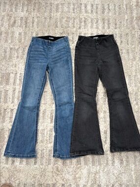 Girls size 7/8 preloved Katie J NYC Flare Jeans in Blue and Black